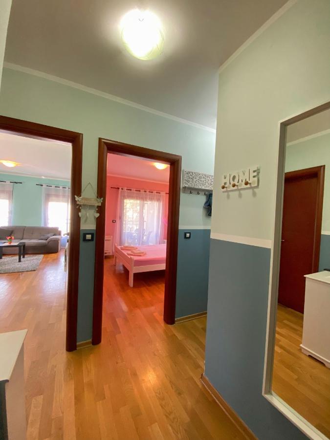 Apartment Center Adria Bar Esterno foto